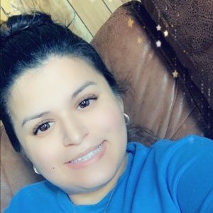 Meet your Posher, Dolores